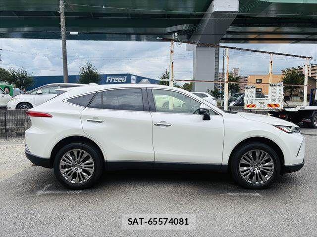 Toyota HARRIER 2022-08 8659295-14