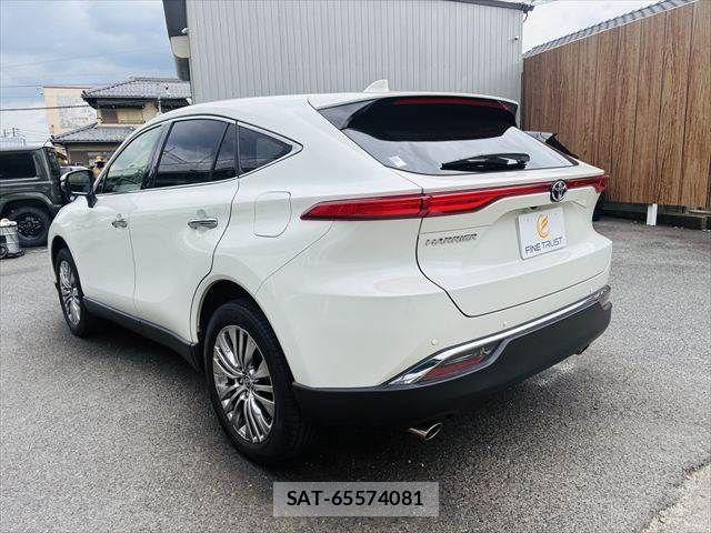 Toyota HARRIER 2022-08 8659295-17