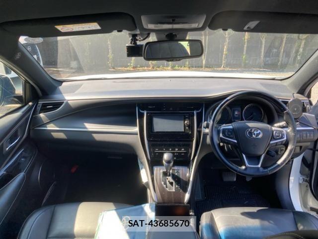 Toyota HARRIER 2019-05 8659298-14