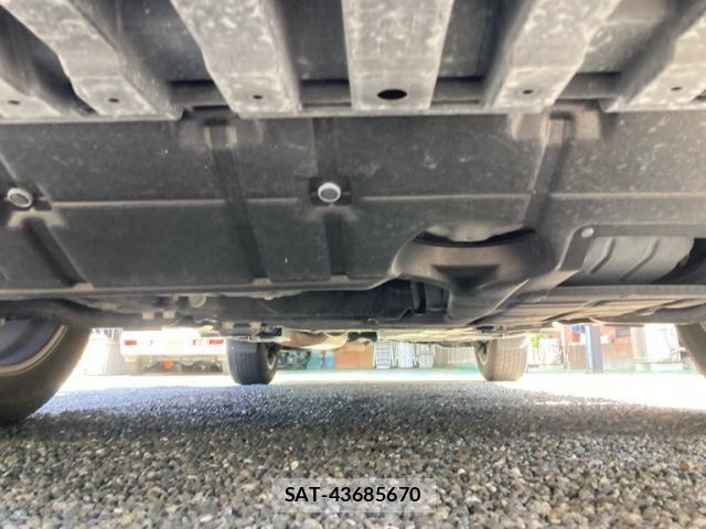 Toyota HARRIER 2019-05 8659298-2