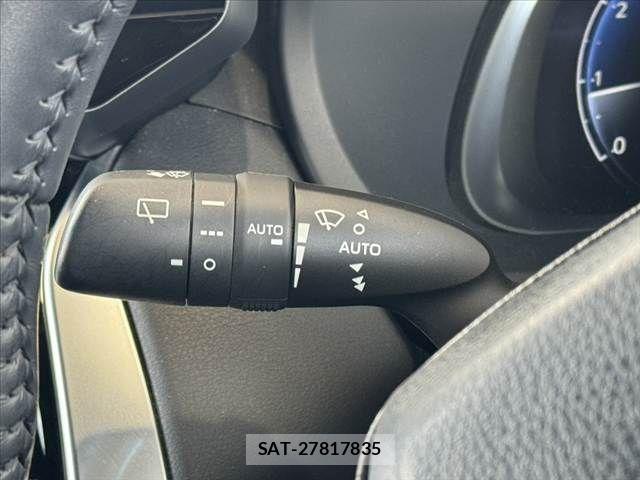 Toyota HARRIER 2022-11 8659293-24