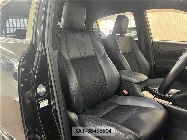 Toyota HARRIER 2015-12 8659314-28