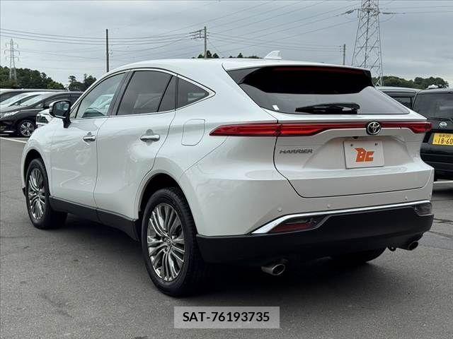 Toyota HARRIER 2024-04 8666206-12
