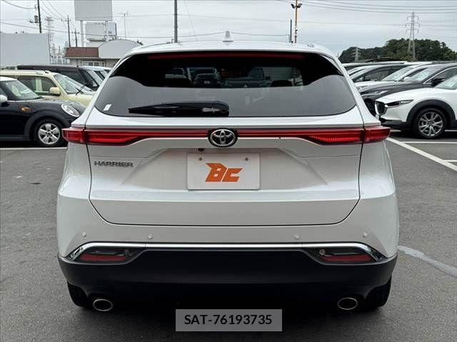 Toyota HARRIER 2024-04 8666206-13