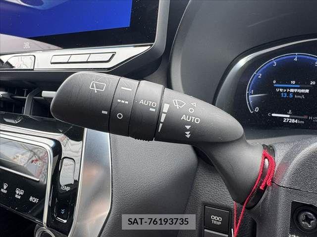 Toyota HARRIER 2024-04 8666206-28