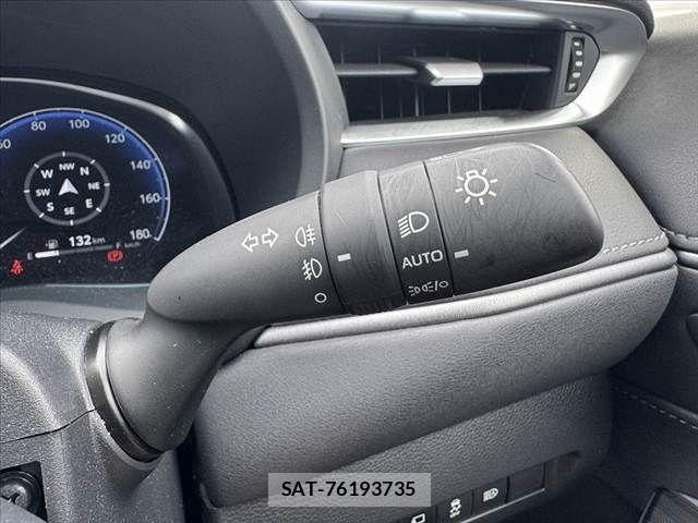 Toyota HARRIER 2024-04 8666206-29