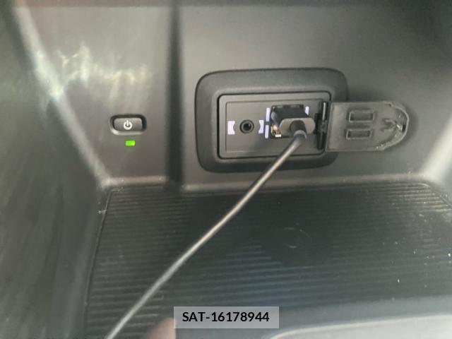 Toyota HARRIER 2020-11 8666212-17