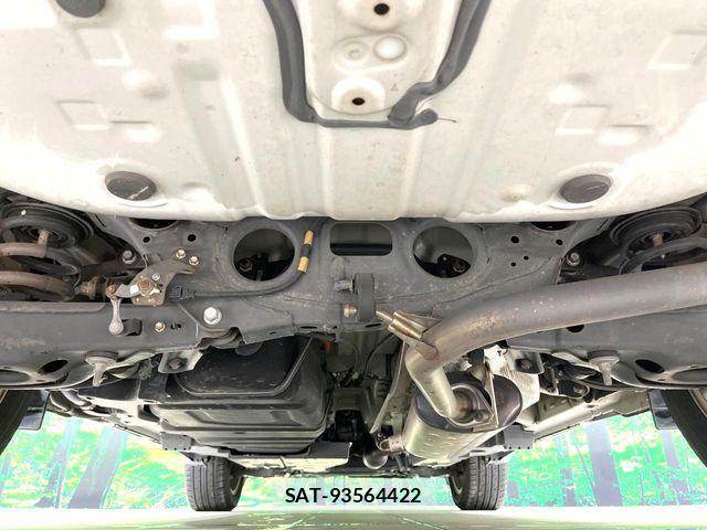 Toyota HARRIER 2015-08 8666209-19