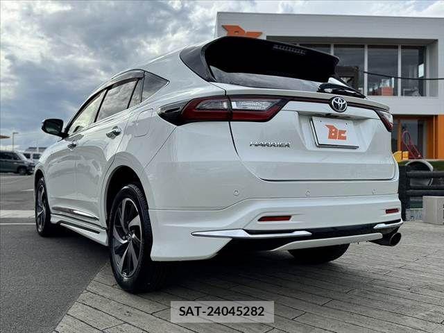 Toyota HARRIER 2018-03 8659303-12