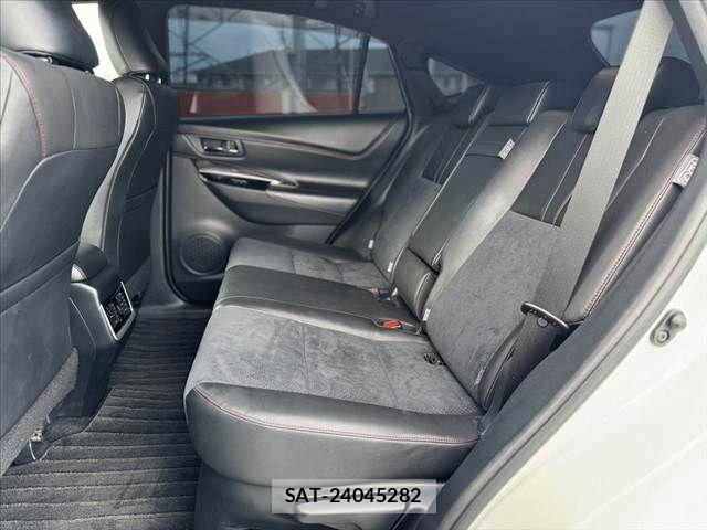 Toyota HARRIER 2018-03 8659303-17
