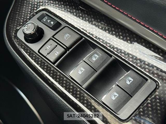 Toyota HARRIER 2018-03 8659303-28