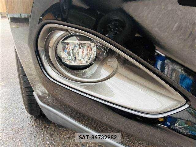 Toyota HARRIER 2014-12 8659312-26