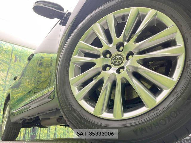 Toyota HARRIER 2018-10 8659302-12