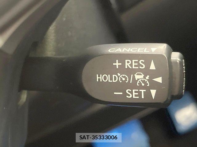 Toyota HARRIER 2018-10 8659302-5