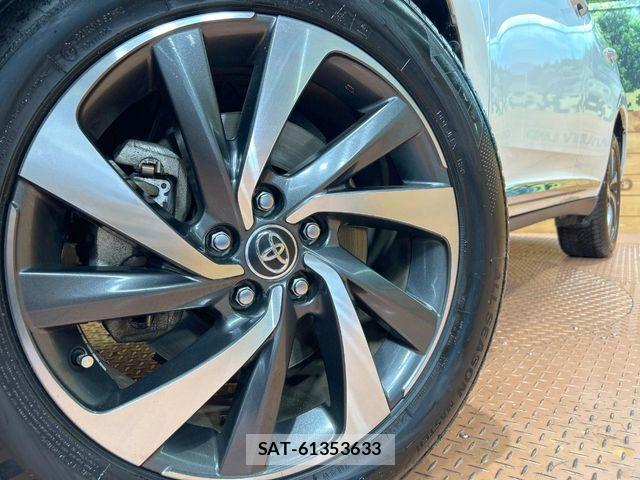 Toyota HARRIER 2017-08 8685631-12
