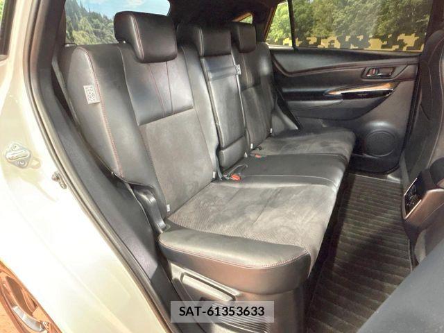 Toyota HARRIER 2017-08 8685631-8