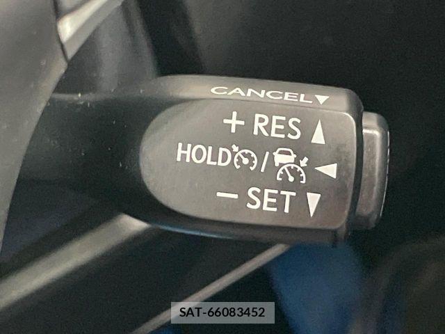 Toyota HARRIER 2017-08 8685626-4
