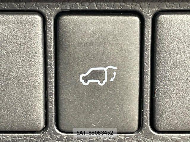 Toyota HARRIER 2017-08 8685626-5