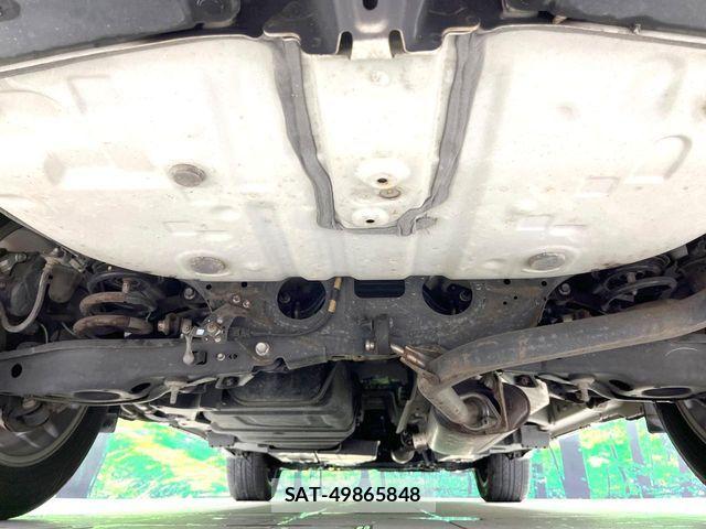 Toyota HARRIER 2017-09 8685627-19