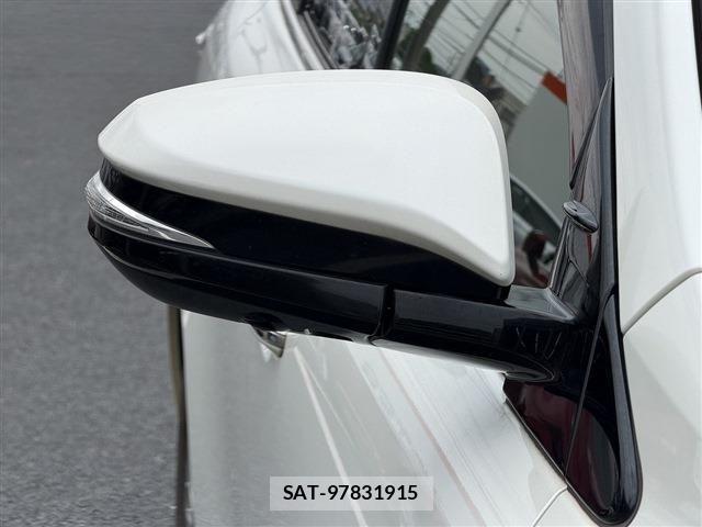 Toyota HARRIER 2015-08 8685633-16