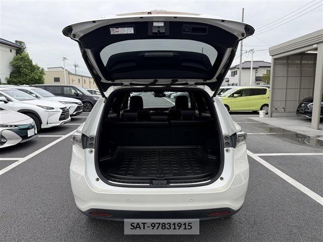 Toyota HARRIER 2015-08 8685633-27