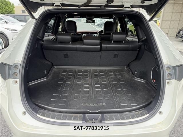 Toyota HARRIER 2015-08 8685633-28