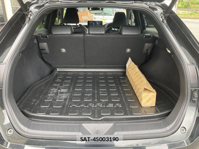 Toyota HARRIER 2021-11 8685618-28