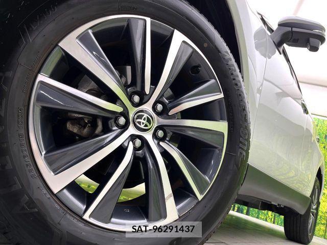 Toyota HARRIER 2023-11 8685616-12