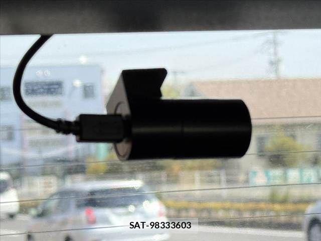 Toyota HARRIER 2019-09 8685619-28
