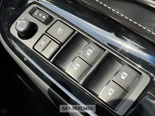 Toyota HARRIER 2019-09 8685619-29