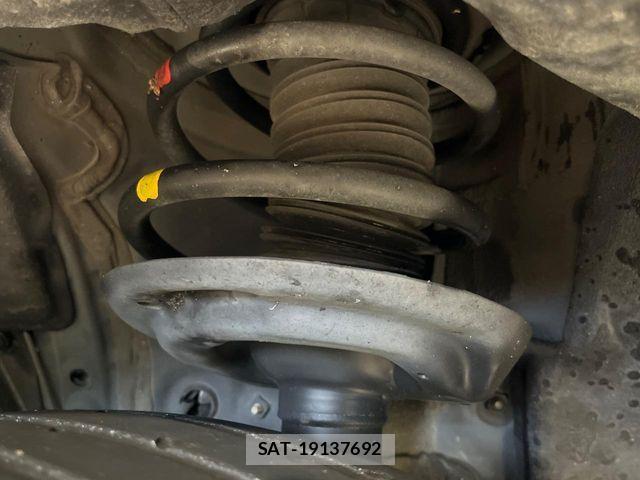 Toyota HARRIER 2021-08 8685617-19