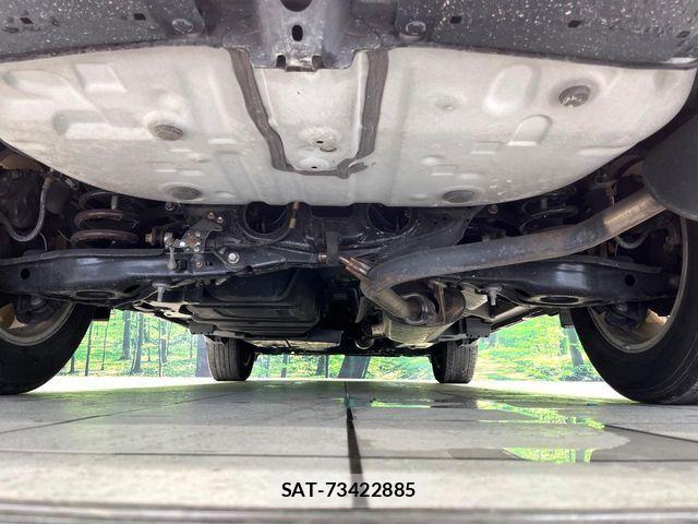 Toyota HARRIER 2017-09 8685630-18