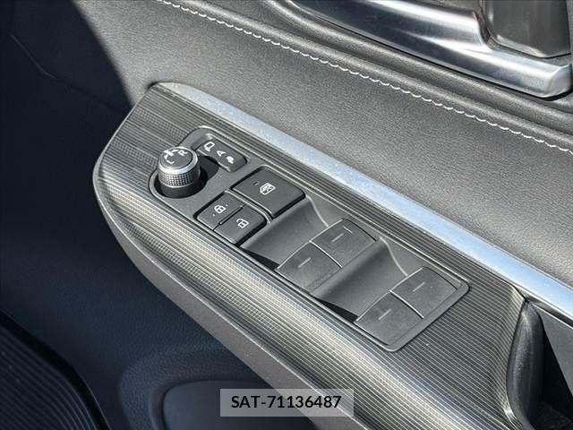 Toyota HARRIER 2021-02 8685625-22