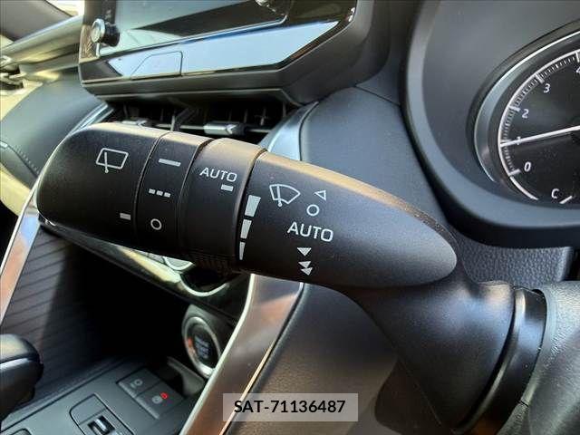 Toyota HARRIER 2021-02 8685625-23