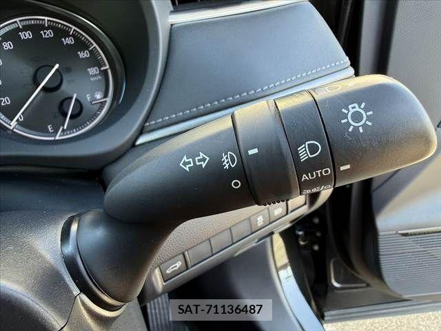 Toyota HARRIER 2021-02 8685625-25