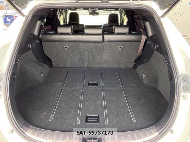 Toyota HARRIER 2017-06 8742451-10