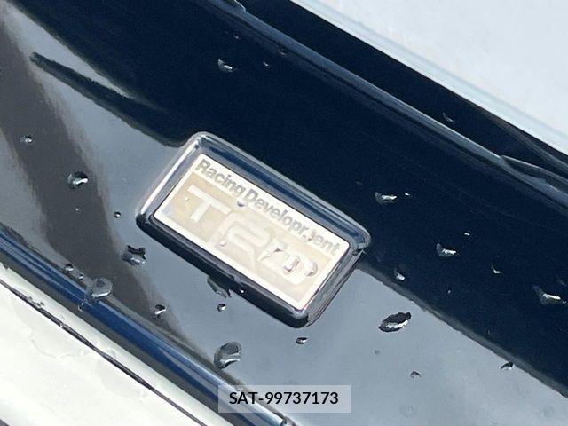 Toyota HARRIER 2017-06 8742451-3
