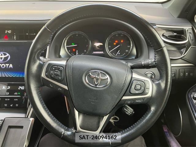 Toyota HARRIER 2019-01 8742440-12