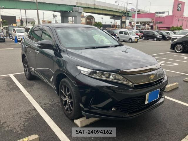 Toyota HARRIER 2019-01 8742440-1