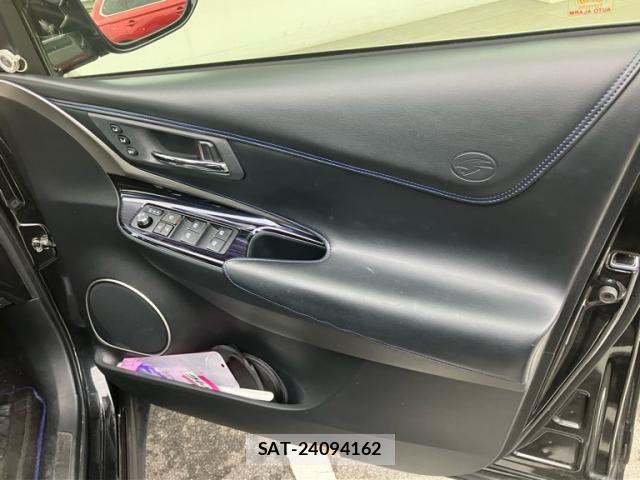 Toyota HARRIER 2019-01 8742440-8