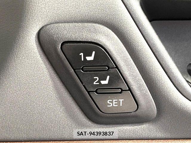 Toyota HARRIER 2022-06 8742429-7