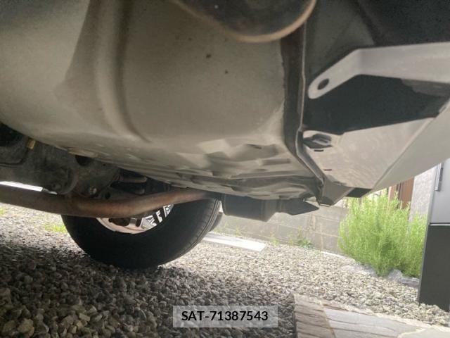 Toyota HARRIER 2014-02 8742483-10