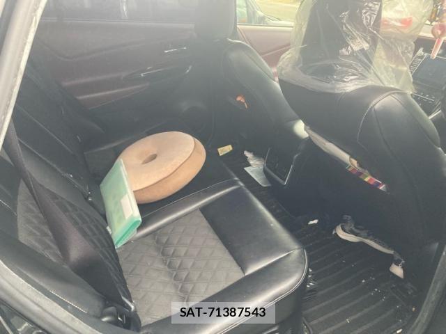 Toyota HARRIER 2014-02 8742483-19