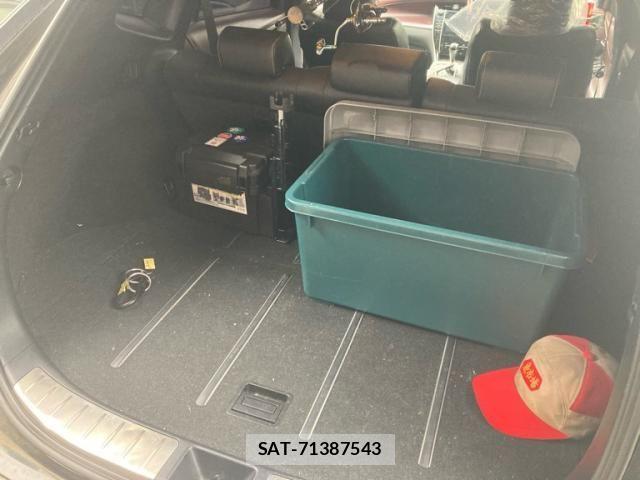 Toyota HARRIER 2014-02 8742483-20