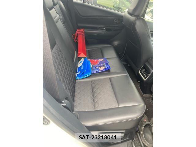 Toyota HARRIER 2017-12 8742456-19