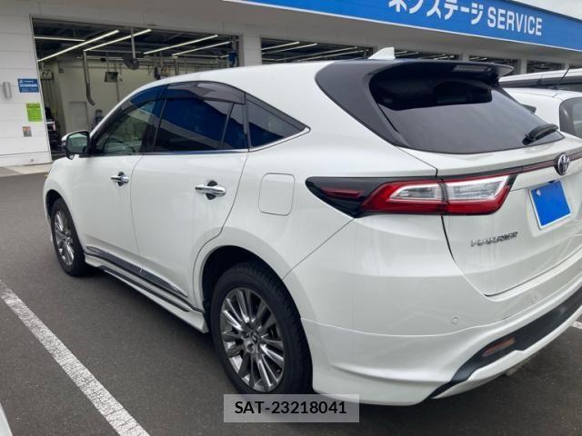 Toyota HARRIER 2017-12 8742456-4