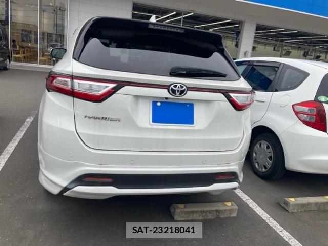 Toyota HARRIER 2017-12 8742456-5