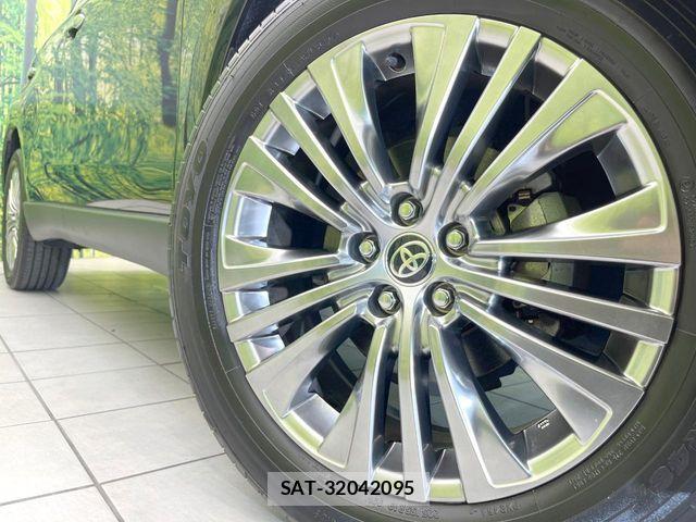 Toyota HARRIER 2021-07 8742428-12