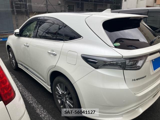 Toyota HARRIER 2017-01 8742455-3