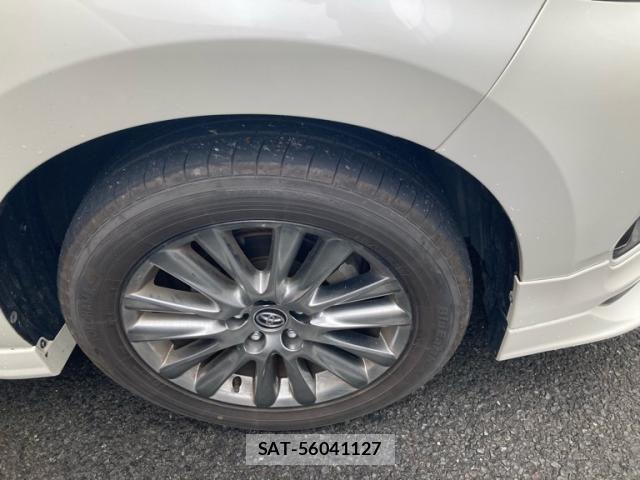 Toyota HARRIER 2017-01 8742455-4